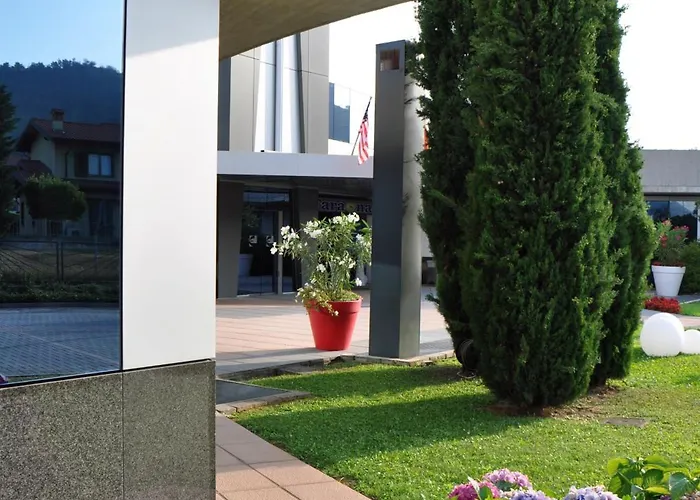 Hotel Bergamo Executive 4*